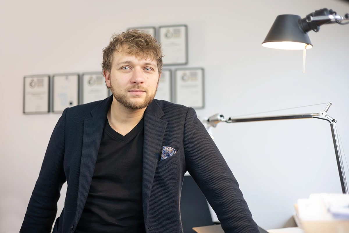 Portrait von Timo Heinen, Geschäftsführer von Heinen Industriedesign GmbH